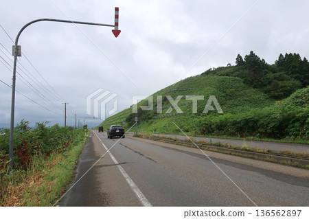Road scenery from Oshamanbe Station to Yamazaki Station on Hokkaido National Route 5 Road scenery from Oshamanbe Station to Yamazaki Station on Hokkaido National Route 5 136562897