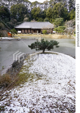 Joruriji snow scene 136562923