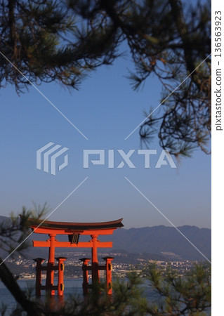 Itsukushima Shrine on Miyajima Island in Aki [Hiroshima Prefecture] 136563923