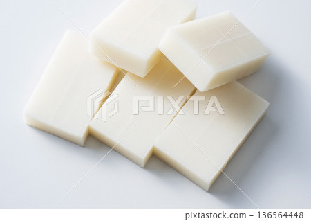 Square rice cakes Square rice cakes 136564448