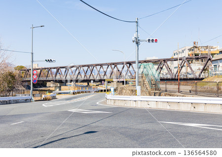 The bridge at the intersection near the Kamo River is on the Nara Line. The bridge at the intersection near the Kamo River is on the Nara Line. 136564580