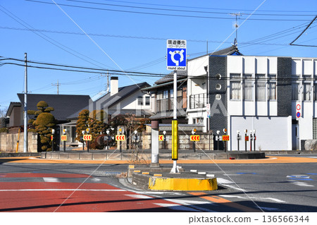 Hanyu City roundabout_03 Hanyu City roundabout_03 136566344