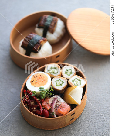 Meat-wrapped okra and eel rice ball bento Meat-wrapped okra and eel rice ball bento 136567237
