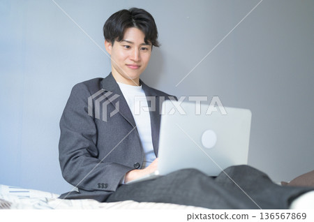 做遠程工作的人 做遠程工作的人 136567869