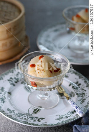 Pear and wolfberry steamed dessert Pear and wolfberry steamed dessert 136567957