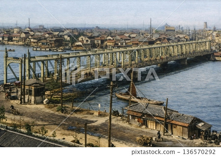 舊照片：1907-1918 年，東京，隅田川和吾妻橋全景（黑白照片經人工智慧著色） 136570292