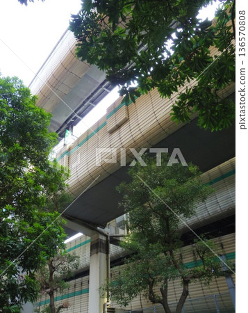 Underpass  136570808