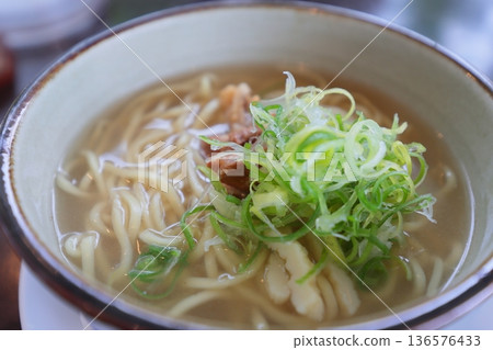 Ishigaki Island's specialty Yaeyama soba Ishigaki Island's specialty Yaeyama soba 136576433