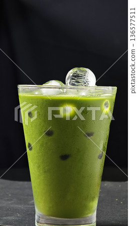 Matcha green tea is refreshing. 136577511