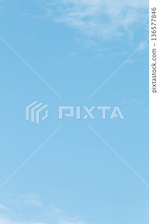 天空和蔓延的雲朵背景素材 天空和蔓延的雲朵背景素材 136577846