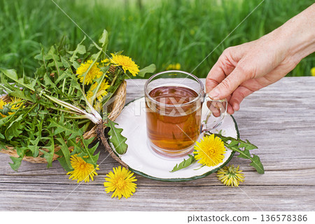 Dandelion tea Dandelion tea 136578386