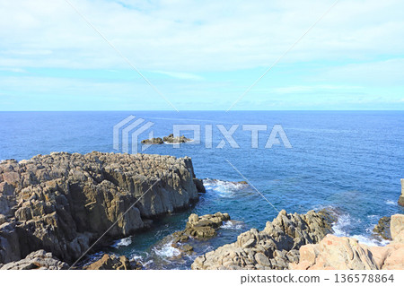 福井縣堺市東尋坊風景 136578864