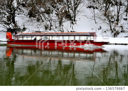 River boats running down the Mogami River 136579867