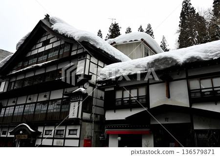 Snow-covered scenery of Ginzan Onsen Snow-covered scenery of Ginzan Onsen 136579871