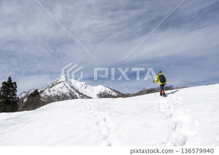雪道徒步加賀大山的形象 雪道徒步加賀大山的形象 136579940