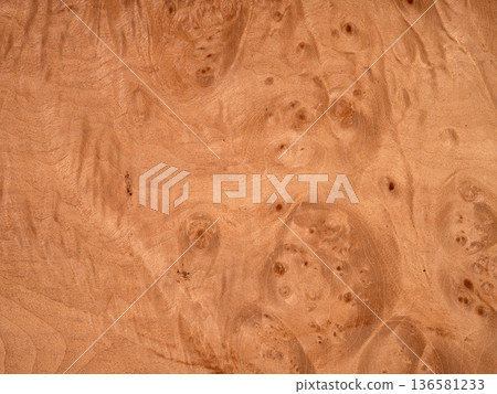 Maple briar veneer with unique, swirling eye patterns and warm tones Maple briar veneer with unique, swirling eye patterns and warm tones 136581233