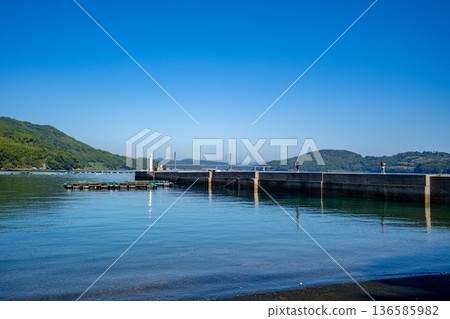 長島宮之浦港(長島町)的景色 長島宮之浦港(長島町)的景色 136585982