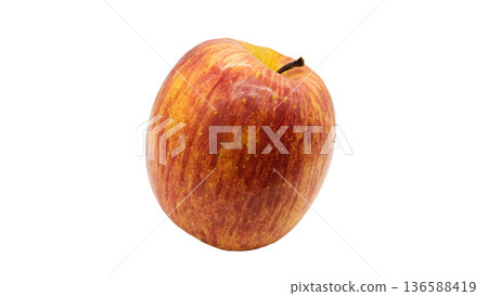 Fresh red apples (transparent background) 136588419