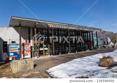 白澤路邊車站直營店 白澤路邊車站直營店 136596980