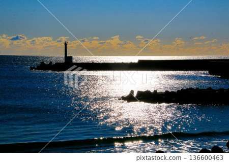 Kawajiri Port: A natural harbor located in the northern part of Hitachi City 136600463