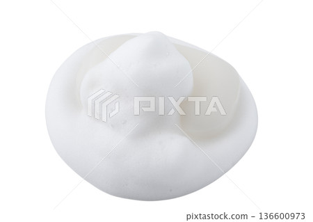 白色肥皂和泡泡，透明背景（png） 136600973