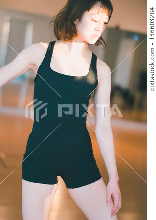 舞 舞蹈 跳舞 136603284