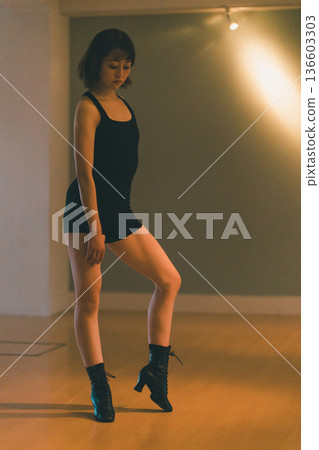 舞 舞蹈 跳舞 136603303