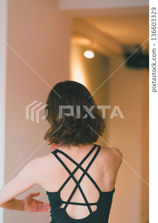 dancing, female, lady 136603329