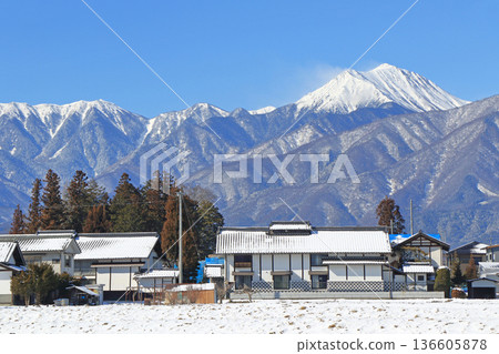 雪安曇野和北阿爾卑斯山 136605878