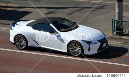 國產跑車形象 136606531