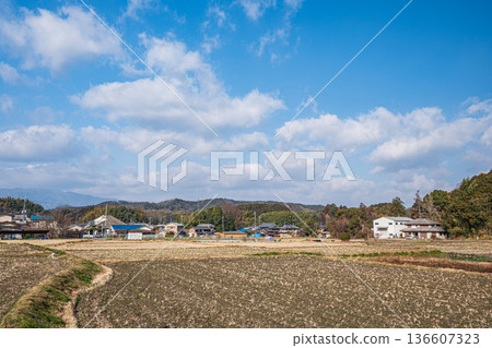 Rural scenery of Takatori Town, Takaichi District, Nara Prefecture 136607323