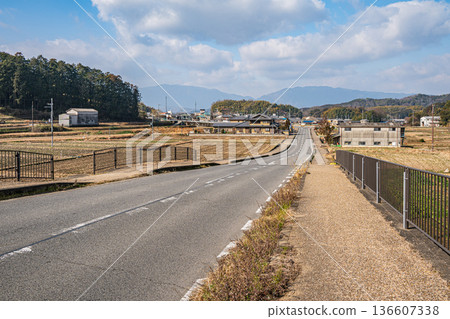 Rural scenery of Takatori Town, Takaichi District, Nara Prefecture 136607338