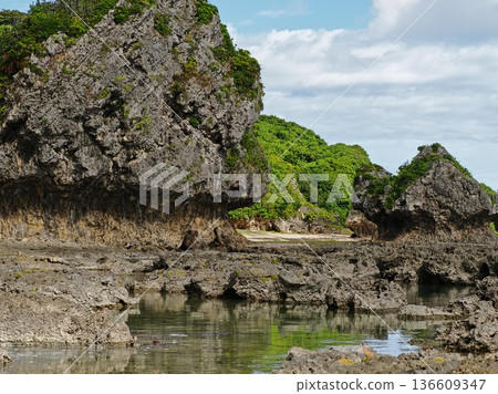 沖繩的自然美景（具志ち ... 136609347