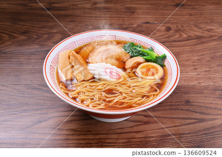 註:蒸汽為人工蒸汽。醬油拉麵、醬油拉麵、中式麵條、中式香腸、水煮蛋和豬裡肌。 註:蒸汽為人工蒸汽。醬油拉麵、醬油拉麵、中式麵條、中式香腸、水煮蛋和豬裡肌。 136609524