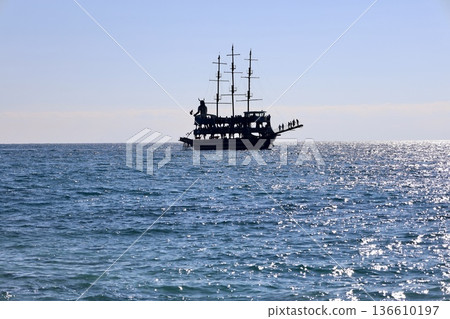 Pirate ship coast tourists, tour, sea tour 136610197