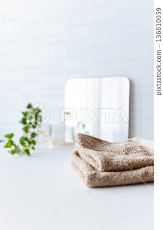 Clean towel 136610959