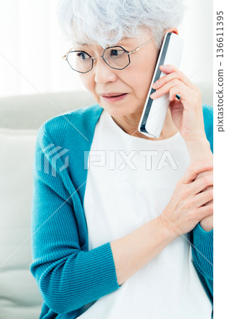 高級女人談座機電話 高級女人談座機電話 136611395