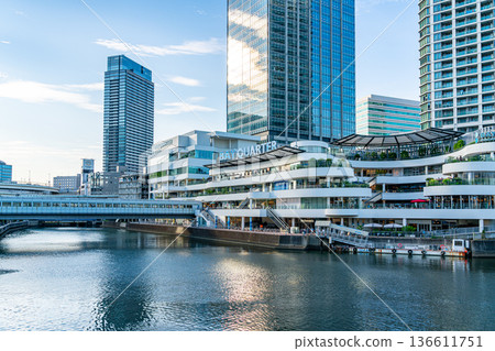 [Kanagawa Prefecture] Yokohama Bay Quarter with a beautiful sky 136611751