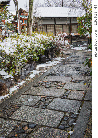 雪鵝卵石 雪鵝卵石 136613444