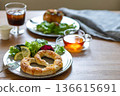 Breakfast scene 136615691