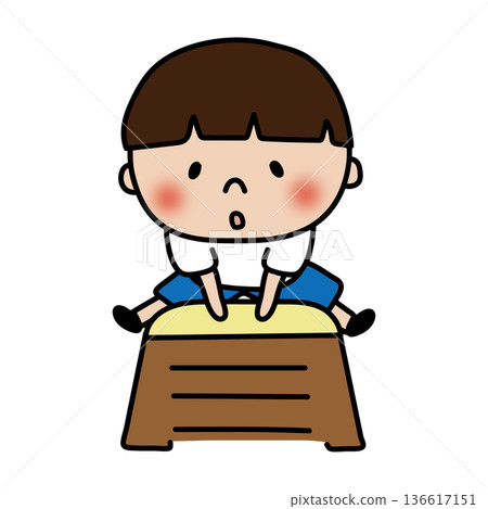 一個留著短髮的安靜男孩跳過了一個跳箱 136617151