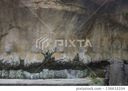 Usuki Stone Buddha 136618104