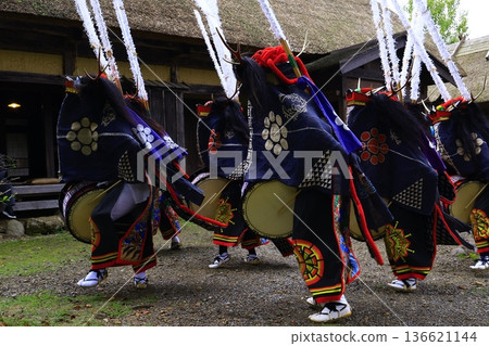 Iwate Prefecture Folk Performing Arts Performance Deer Dance 136621144
