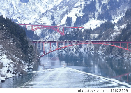 【富山縣】銀川峽觀光遊船、戶賀橋、長崎橋 136622309