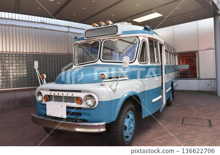 帽子巴士 帽子巴士 136622706