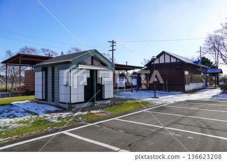 Public toilets at the former Shihoro Station (former Shihoro Line, Shihoro Town) 136623208