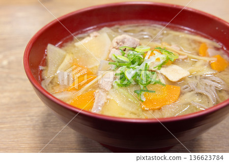 Delicious pork soup soba Delicious pork soup soba 136623784