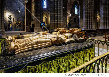 Interior of the Cathedral Saint Mary in Pamplona, Navarre, Spain 136631432