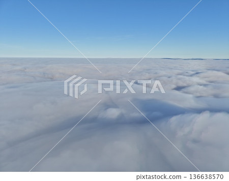 Unrestricted Flying Photography Showcasing Intricate Cloud Details For Various Artistic Endeavors Unrestricted Flying Photography Showcasing Intricate Cloud Details For Various Artistic Endeavors 136638570