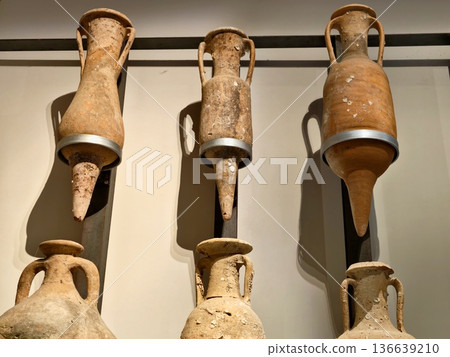 Ancient Vessel Display, Corroded Terracotta Jars Displayed With Interpretive Signage And Lighting Ancient Vessel Display, Corroded Terracotta Jars Displayed With Interpretive Signage And Lighting 136639210